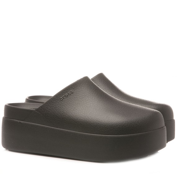 Crocs Dylan platform clog...